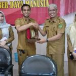 Re ENTRY PELATIHAN PUBLIC SPEAKING